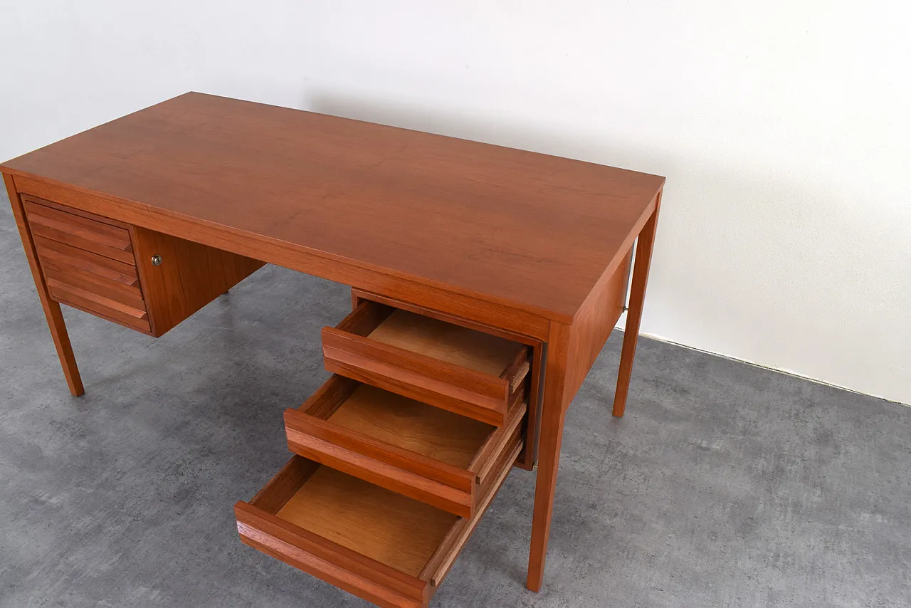 Mid-Century Teak Executive Desk by Torbjørn Afdal for Bruksbo, 1960s 17