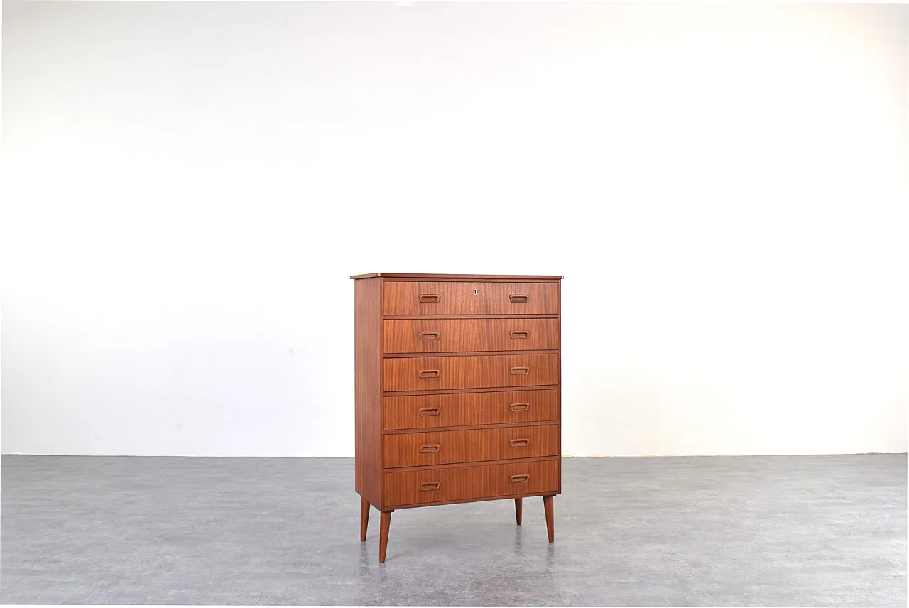 Mid-Century Danish Teak Chest of Drawers, 1960s 1