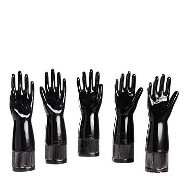 5 Stampi in porcellana nera per guanti Pirelli, '900