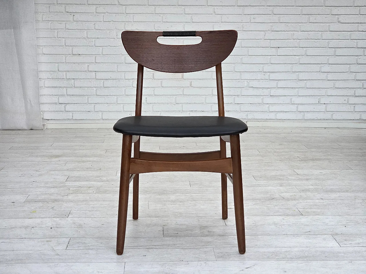 4 sedie danesi da pranzo rivestite, anni '60 7