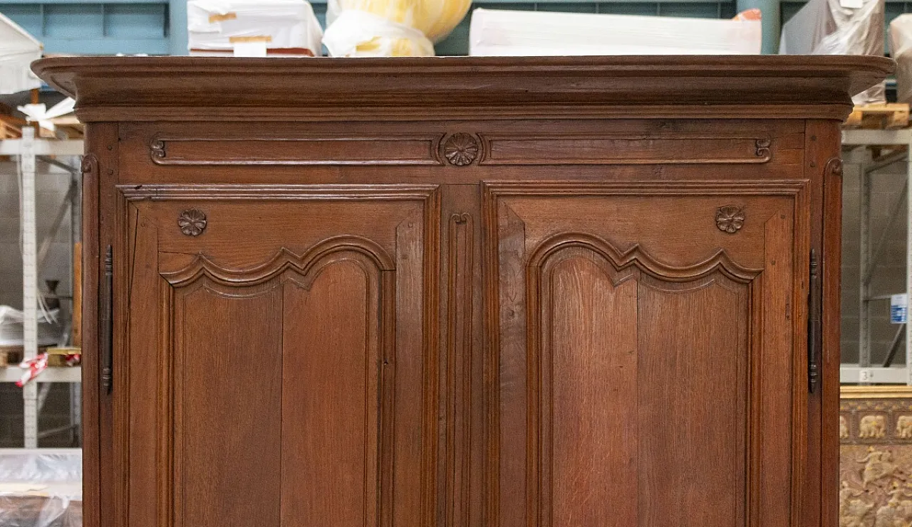 Provençal oak wardrobe in the Louis XV style, 18th century 12