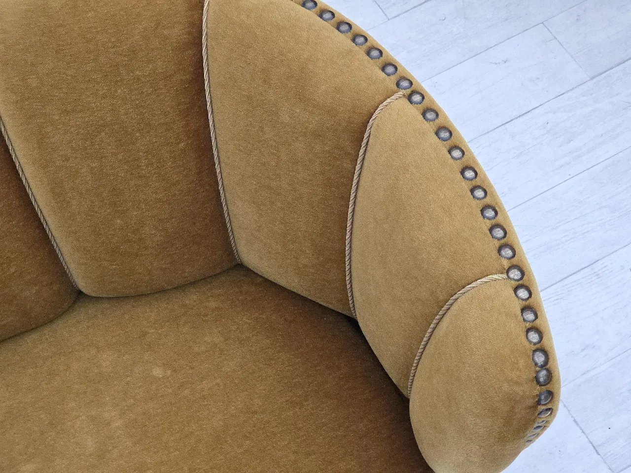 Divano danese "Banan" a 2 posti in velluto verde oliva/verde, anni '60 5