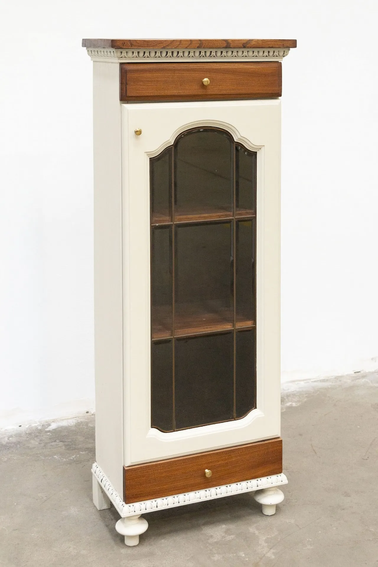 Mobiletto a vetrinetta in rovere massello, '900 3