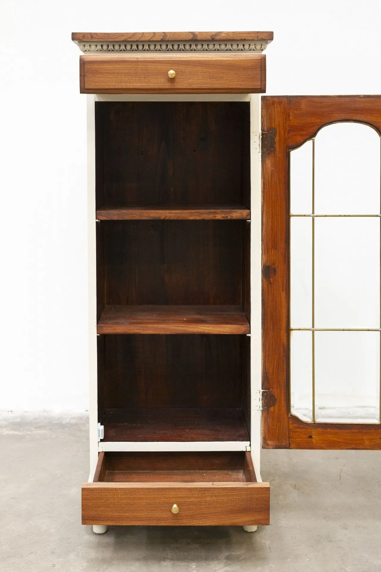 Mobiletto a vetrinetta in rovere massello, '900 4