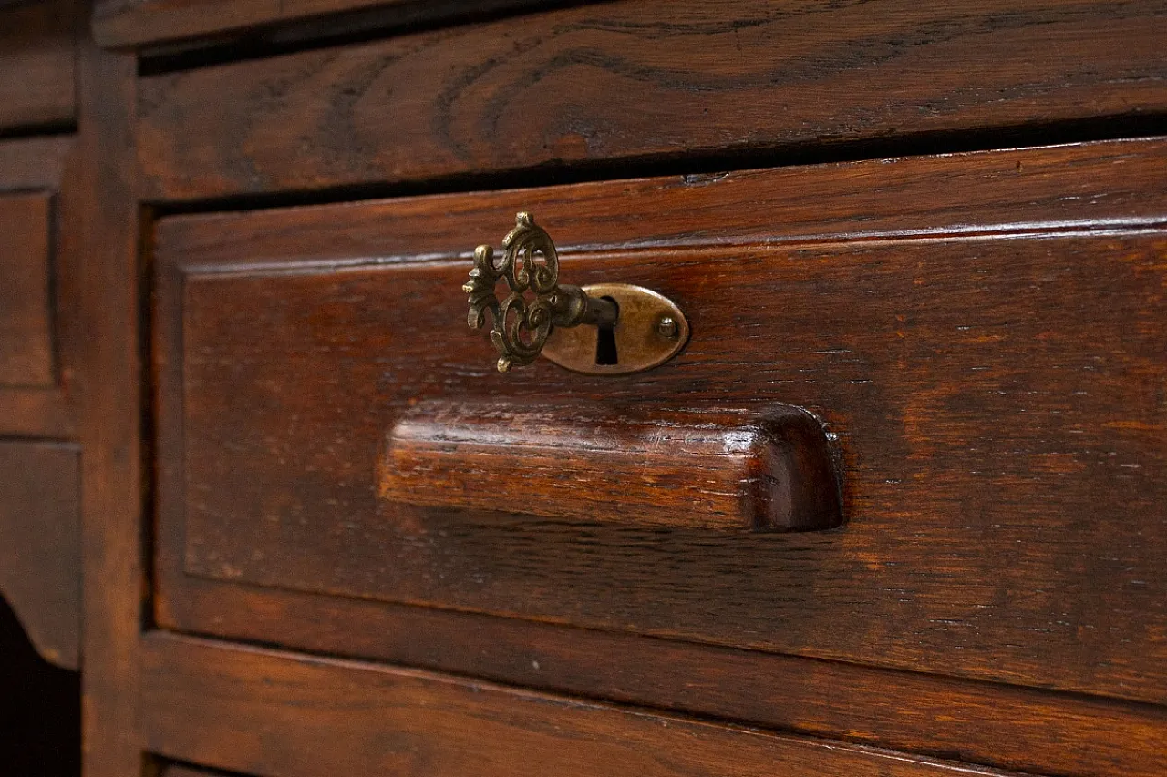 Scrivania ministeriale in legno di rovere massello, anni '20 9