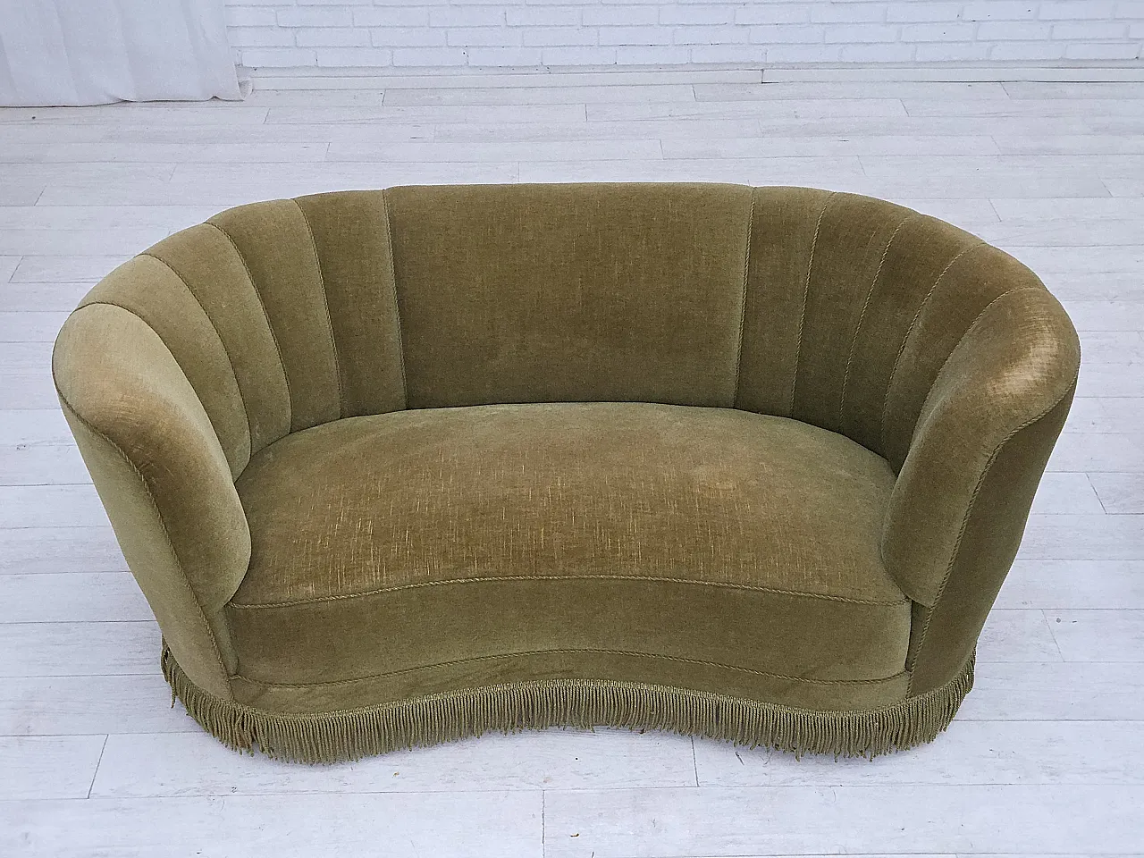 Danish 2-seater Banana sofa green velour, 1960s 2