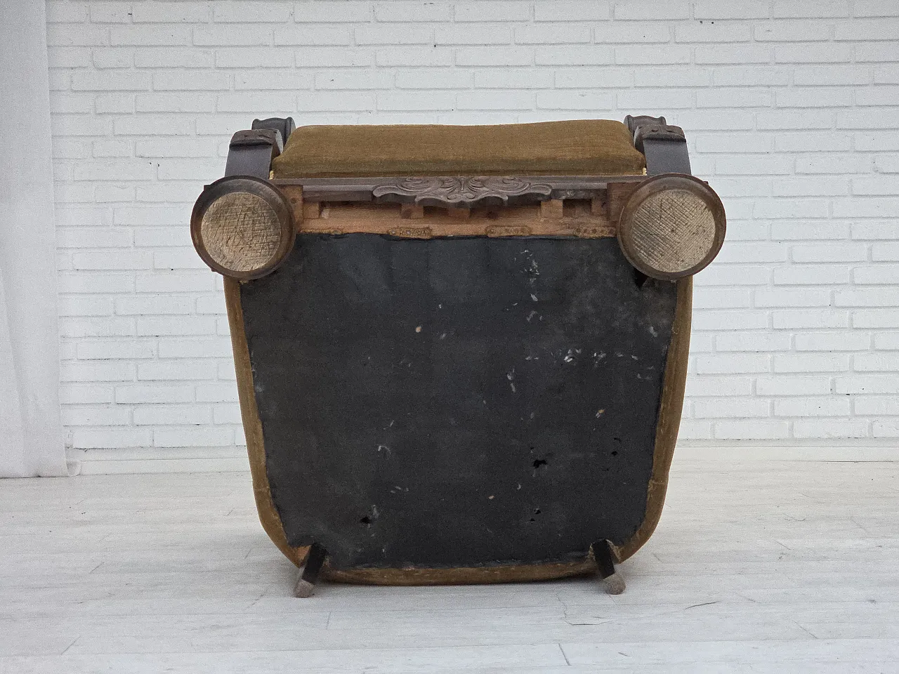 Danish armchair, green velour, carved oak wood, 1960s 17