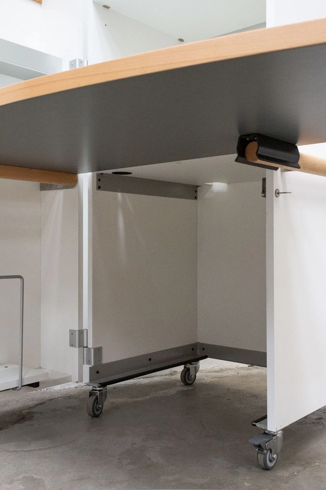 Mobile da ufficio Isola di Citterio SpA, anni '90 8