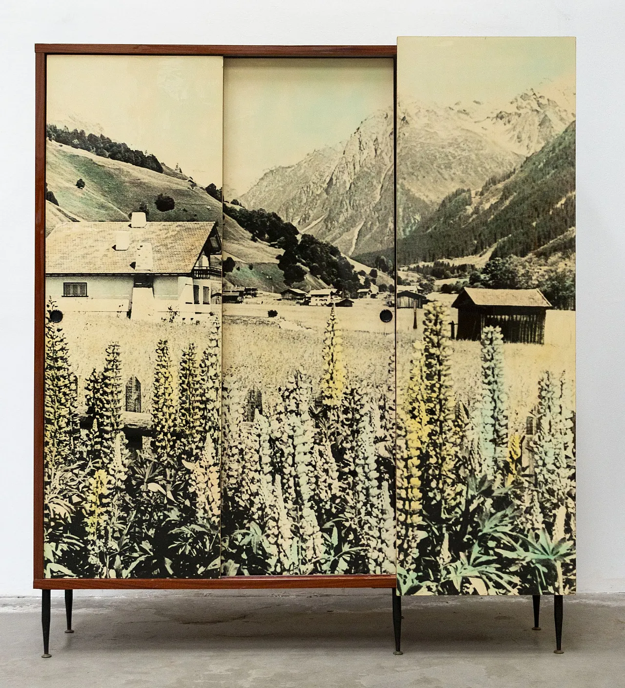 Appendiabiti con ante scorrevoli, anni '60 1