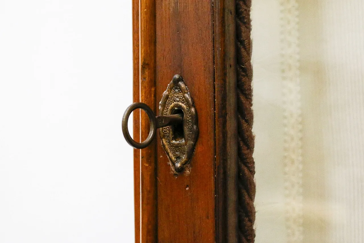 Walnut wood cabinet with display case, 20th century 7