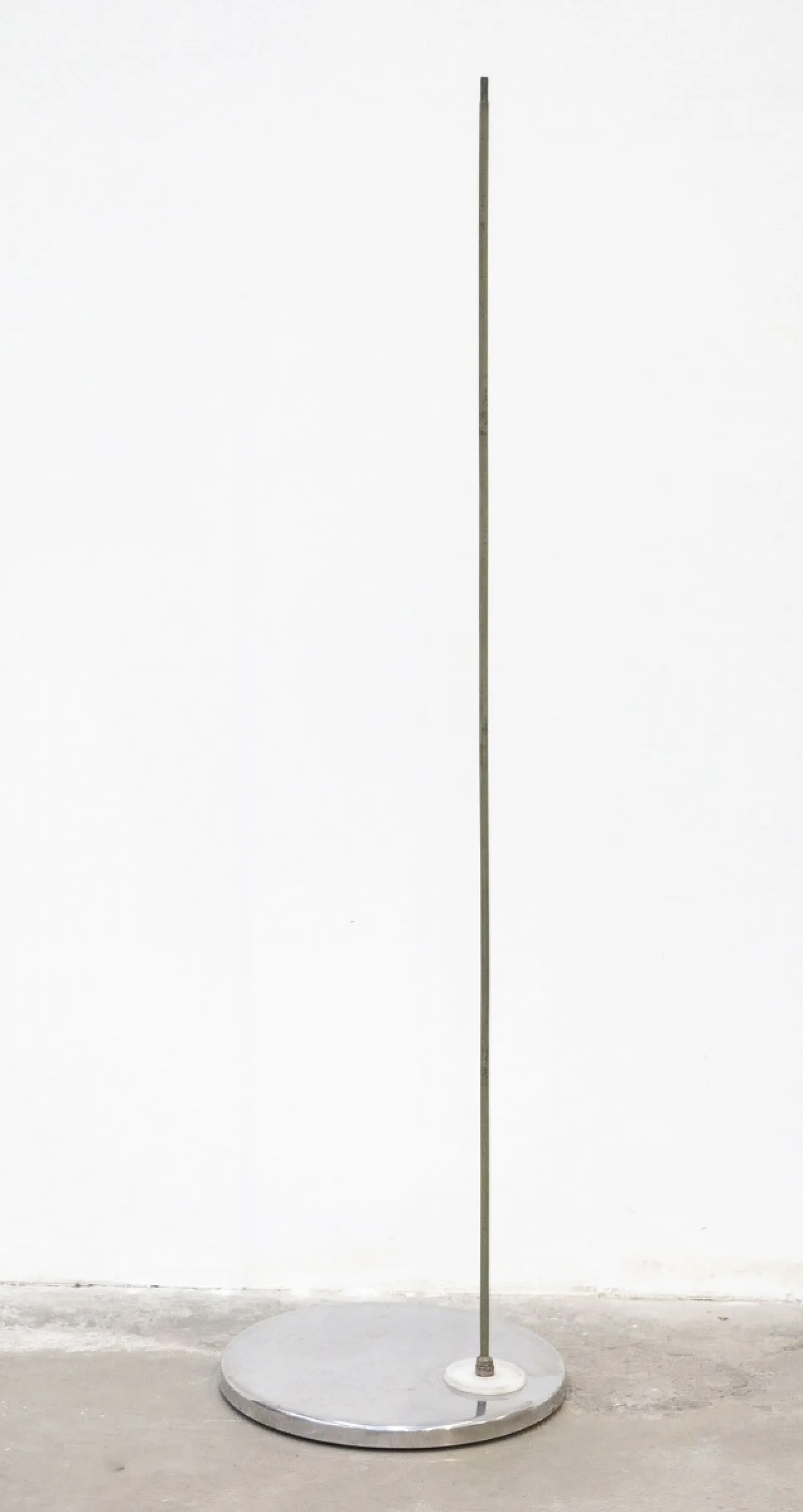 Mobile espositore in vetro e acciaio, anni '70 7