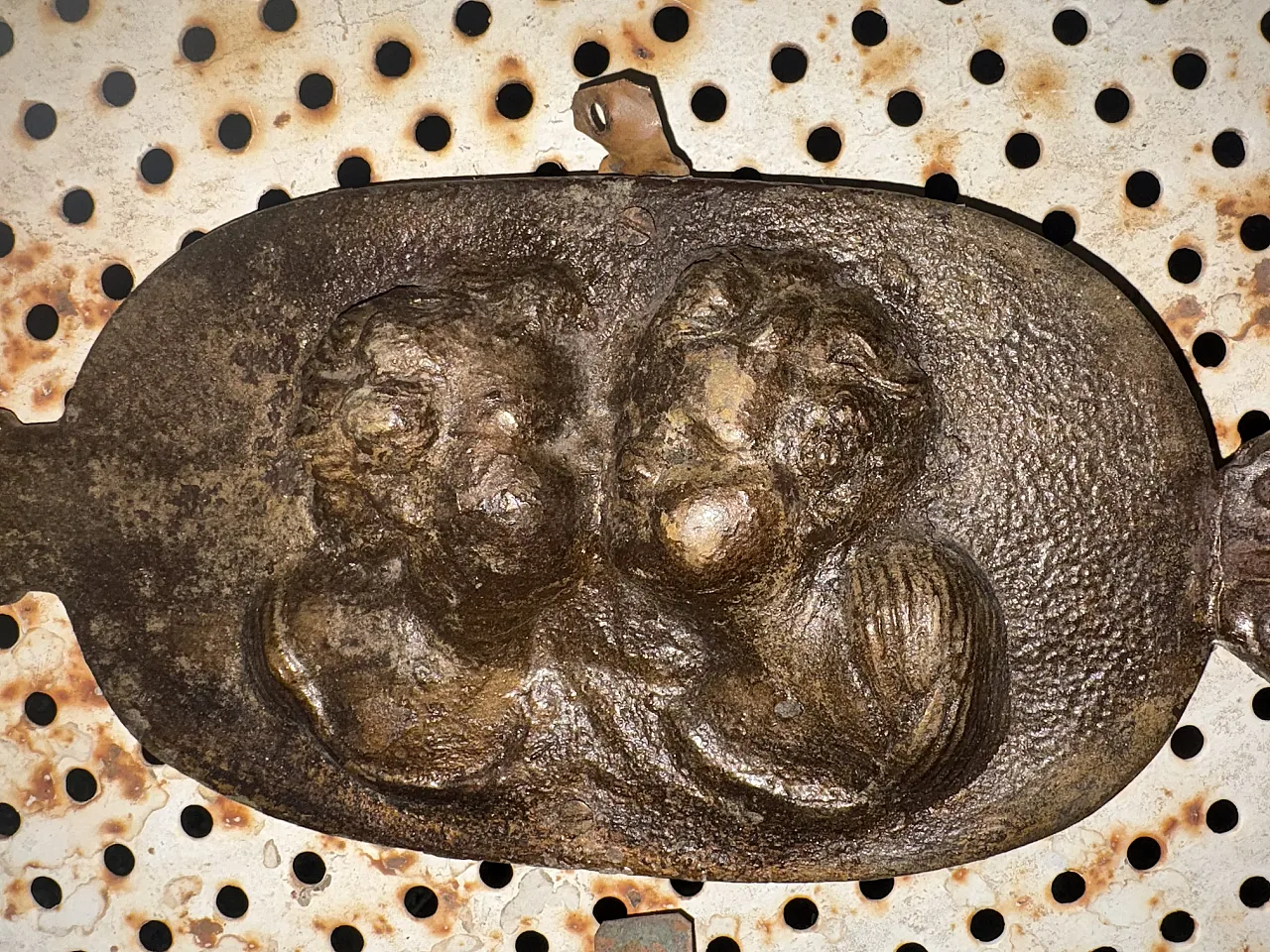 Pair of plaques, 20s 5