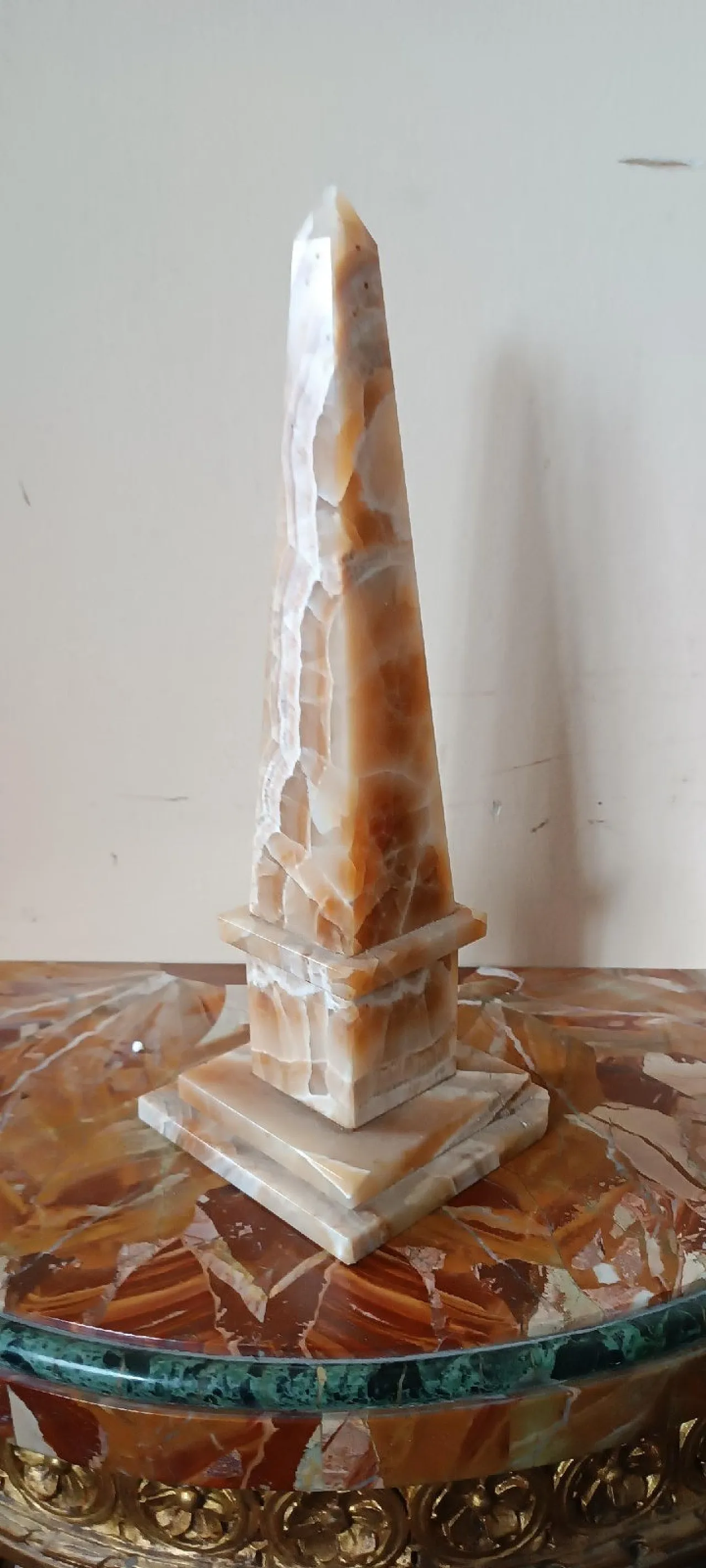 Obelisco in onice, '900 3