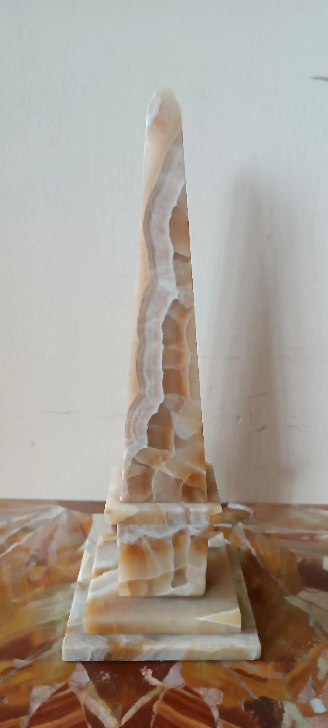 Obelisco in onice, '900 7