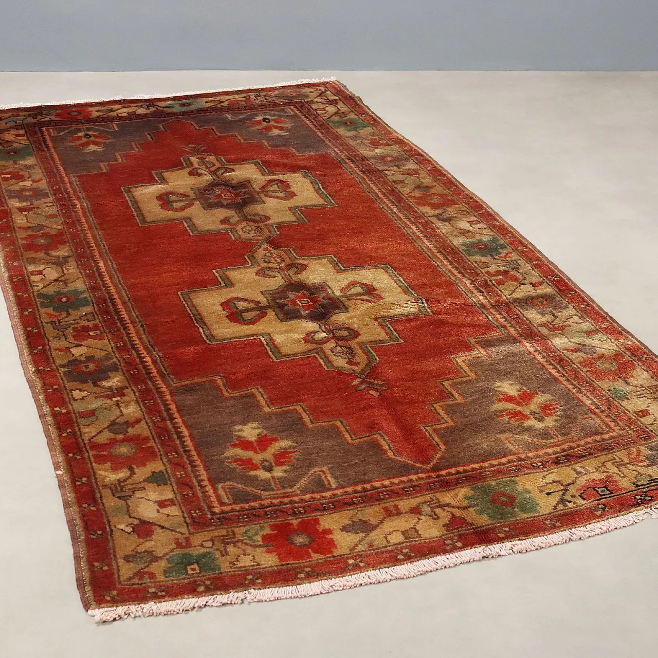 Tappeto Jorun in cotone e lana, nodo grosso, realizzato a mano, '900 1