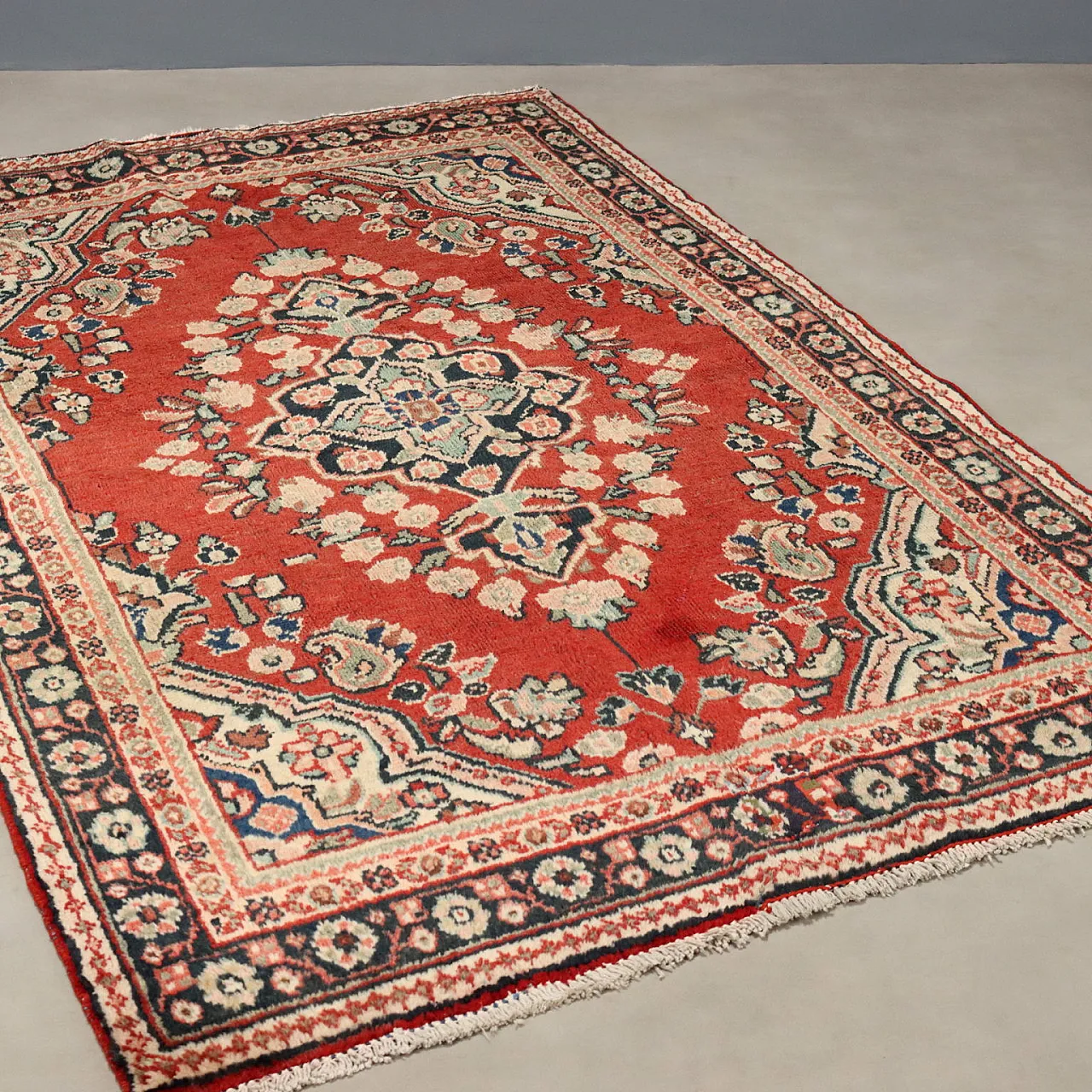Handmade Mahal cotton and wool rug, big knot, 20th century 1
