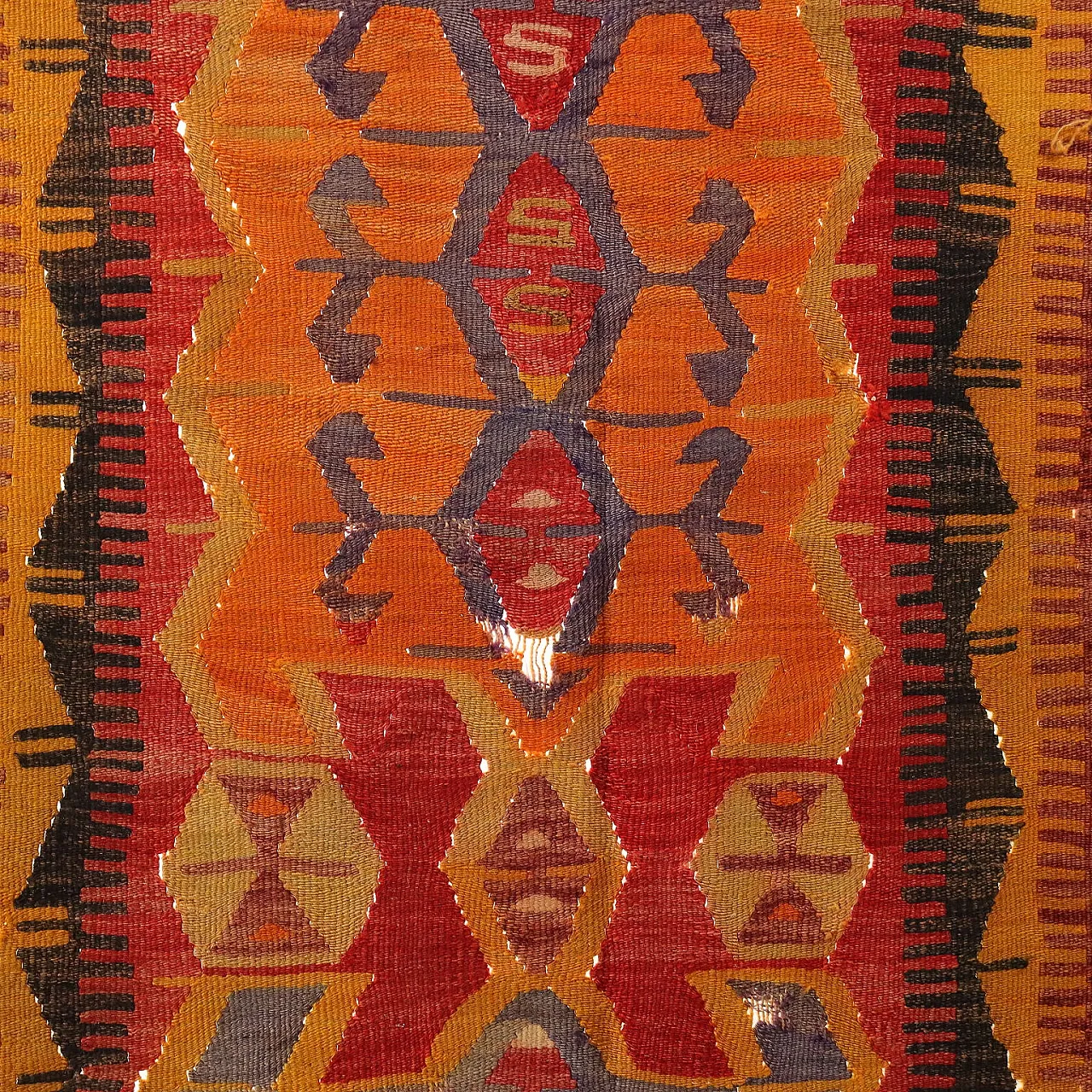 Fine knot Kilim rug in orange and red wool 4