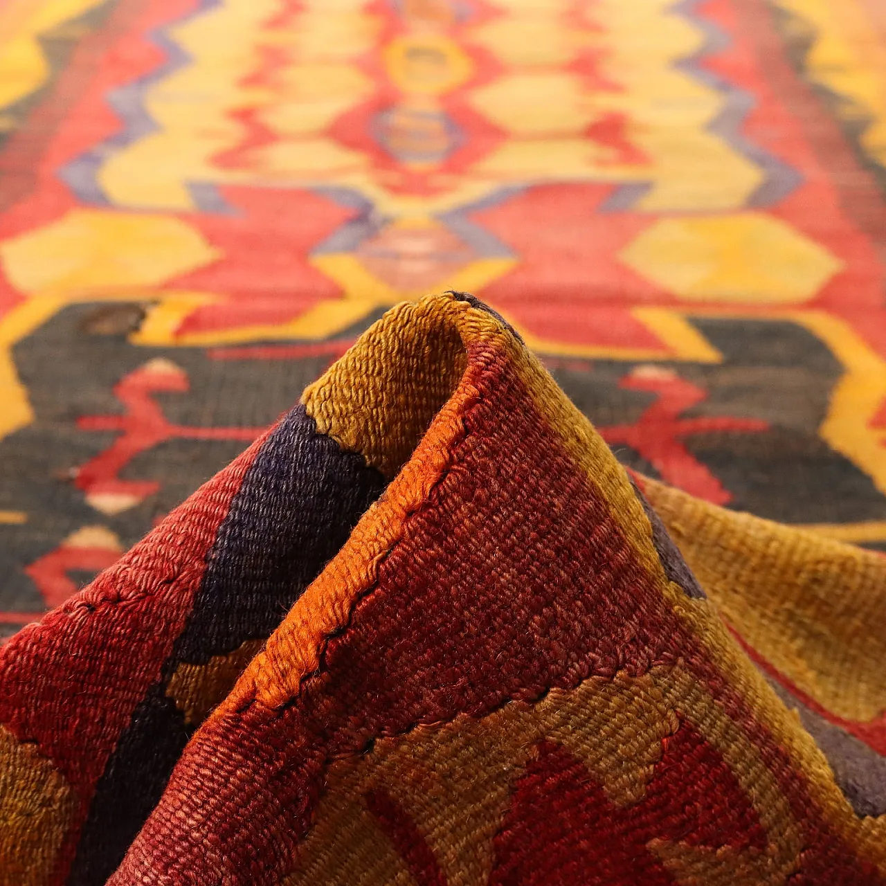 Fine knot Kilim rug in orange and red wool 10