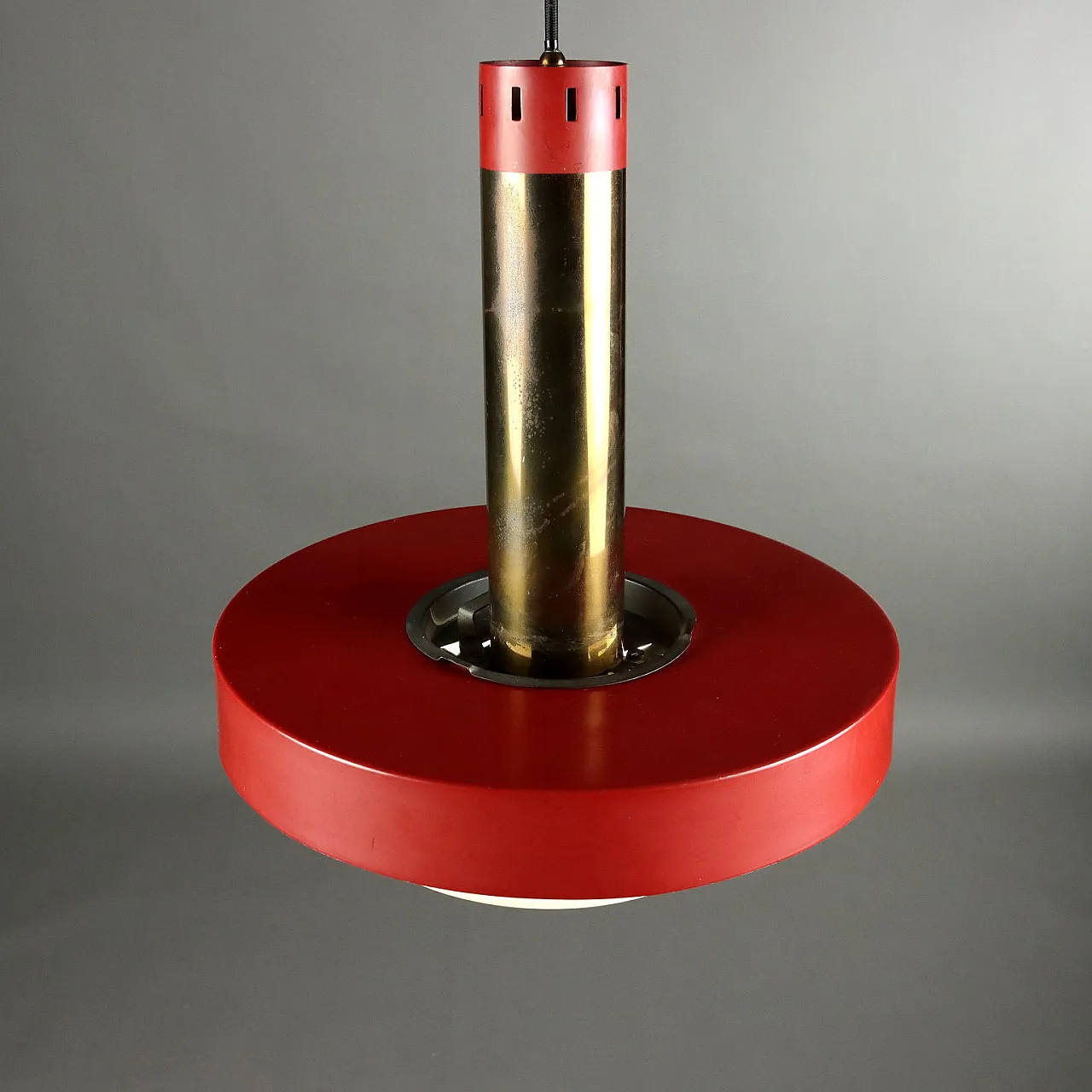 Lampadario in metallo rosso smaltato, ottone e vetro, anni '60 5