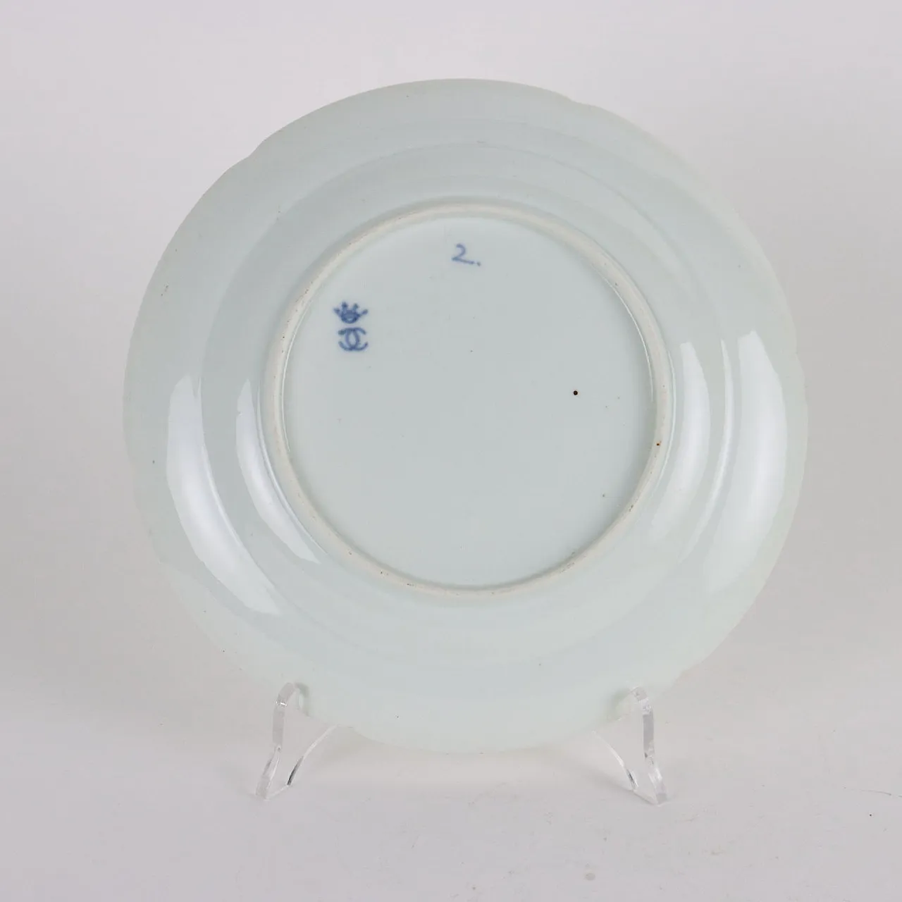 Coppia di piatti polilobati in porcellana di Ludwigsburg, inizio '800 6