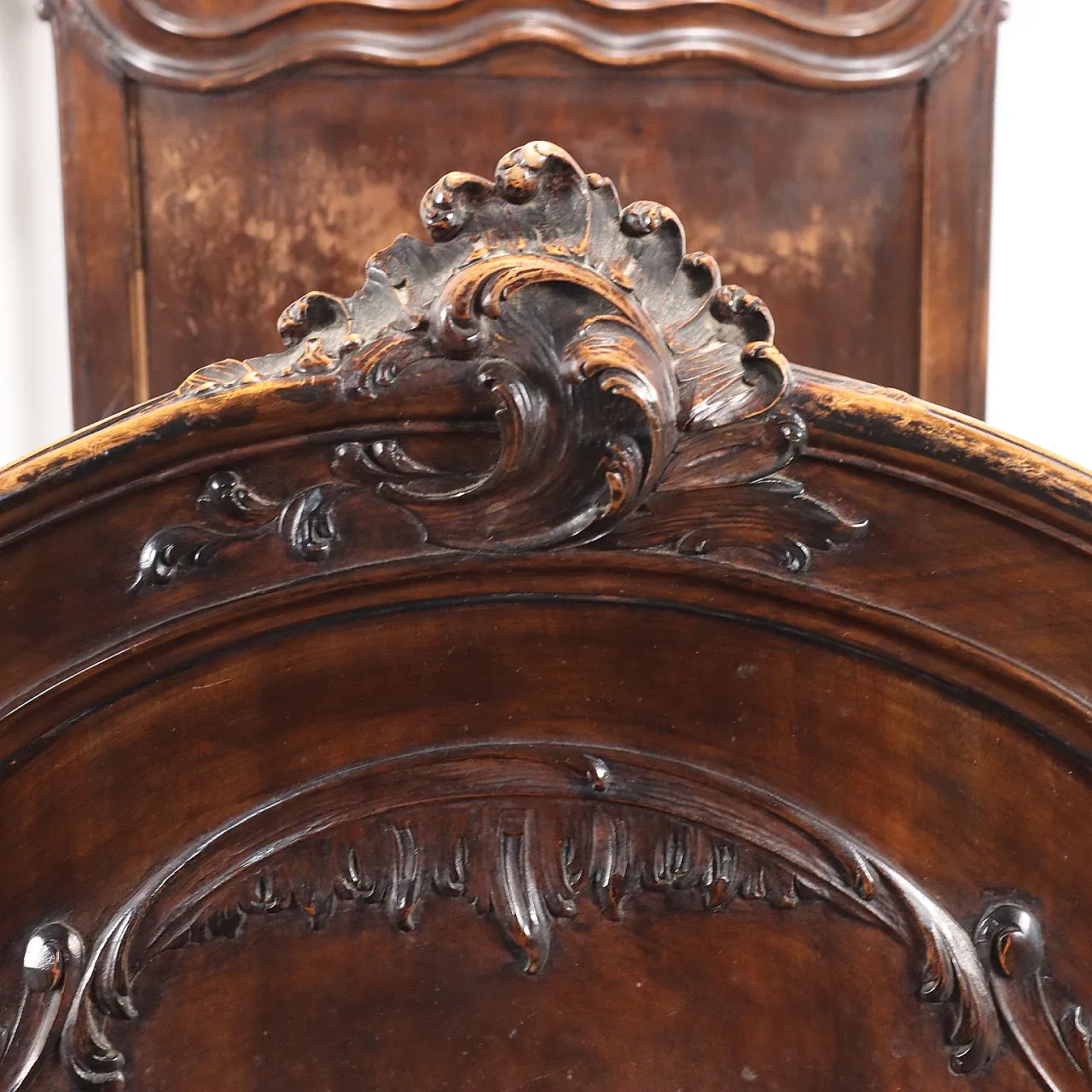 Coppia di letti in stile Barocchetto in noce, '900 6