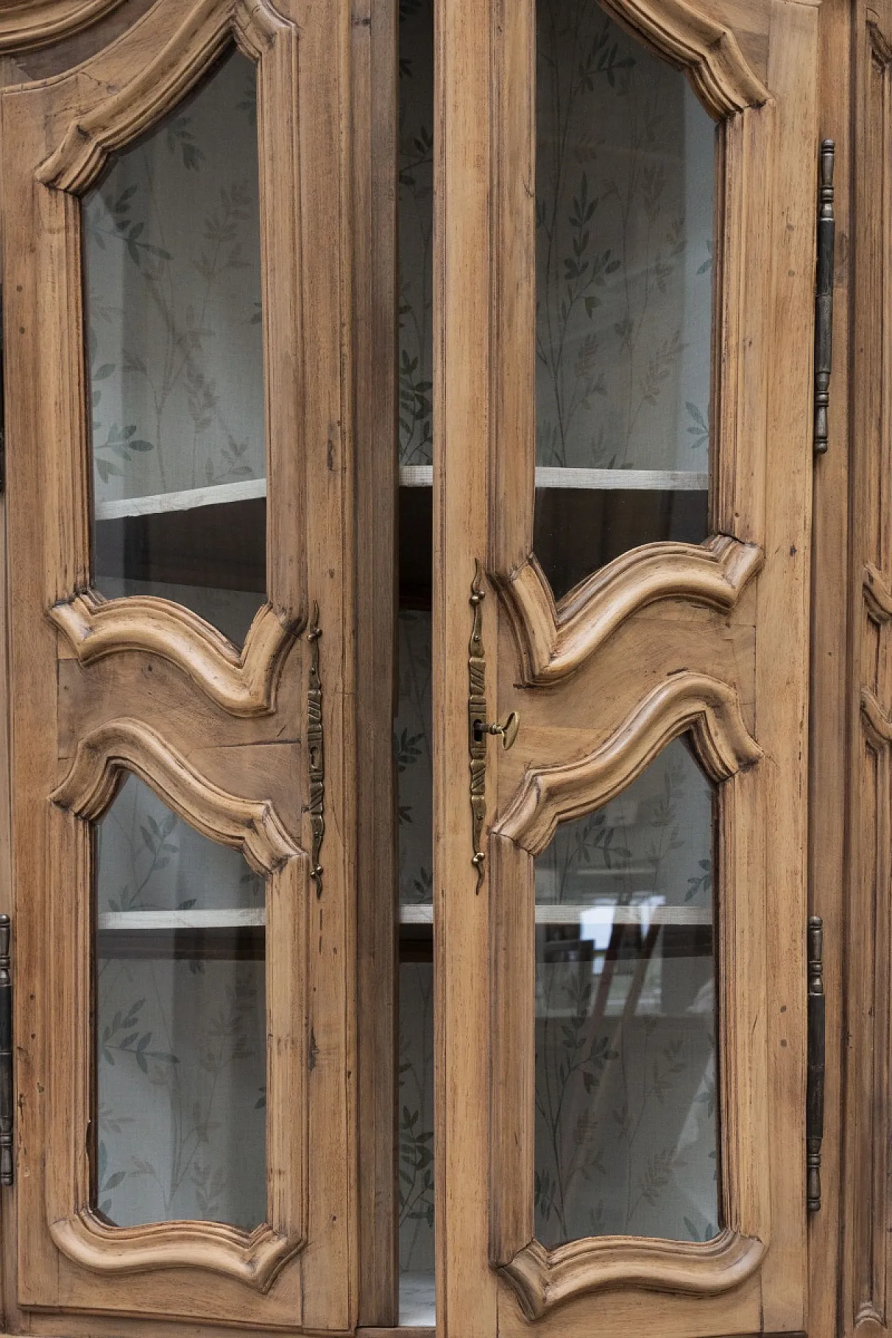 Angoliera artigianale in noce, '900 5