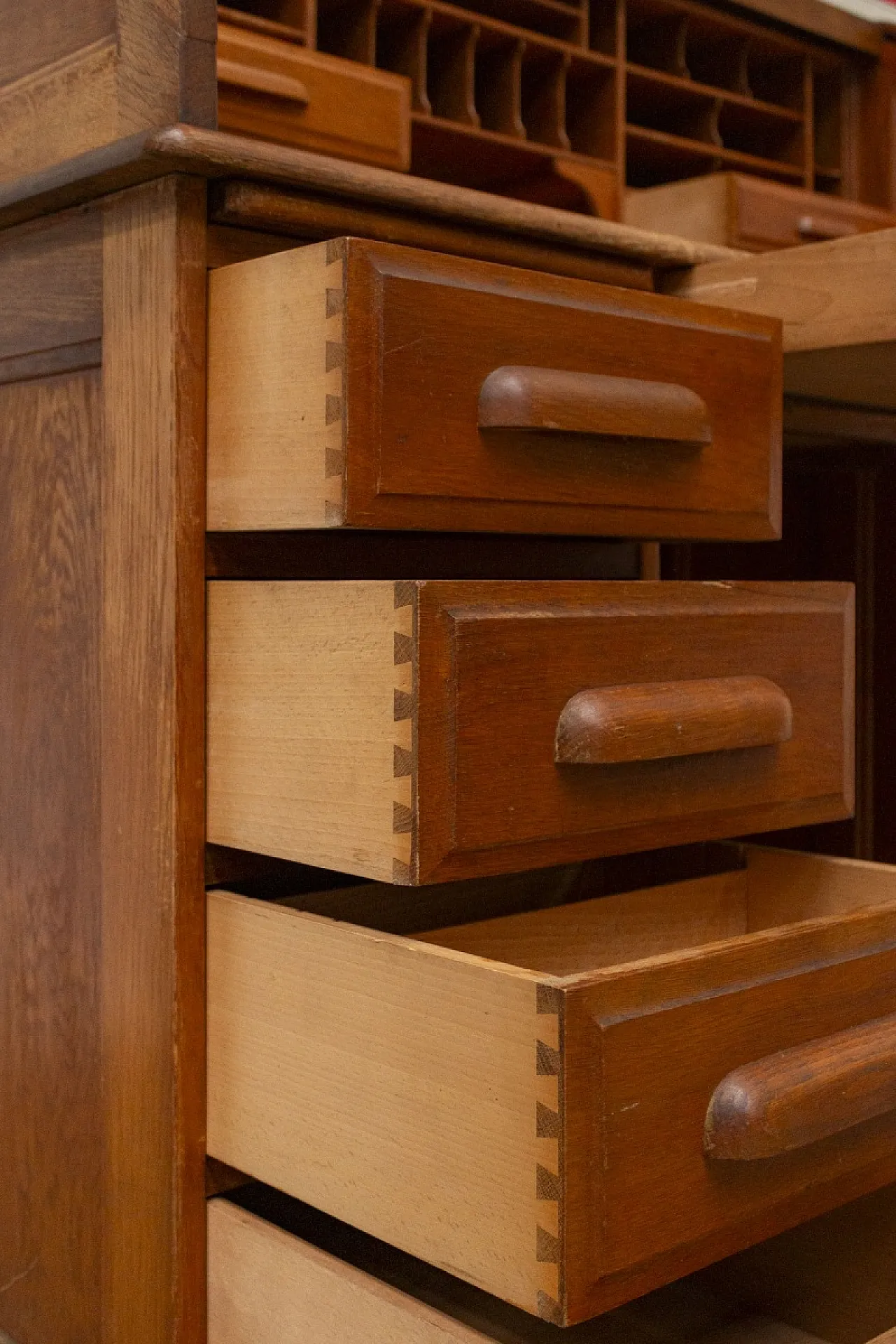 Scrivania ministeriale americana in legno, anni '40 8