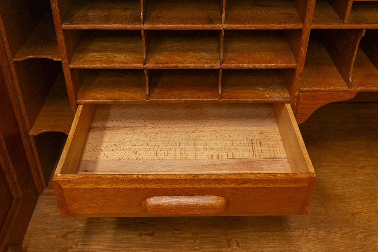 Scrivania ministeriale americana in legno, anni '40 11