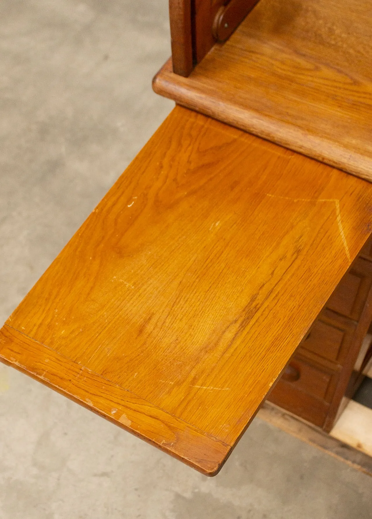 Scrivania ministeriale americana in legno, anni '40 15