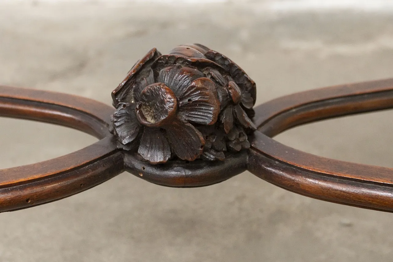 Louis XV style walnut coffee table, 19th century 7