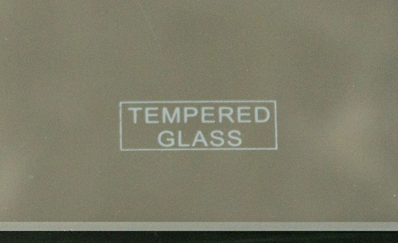 Hardened glass table with leather-covered metal legs, 20th century 8