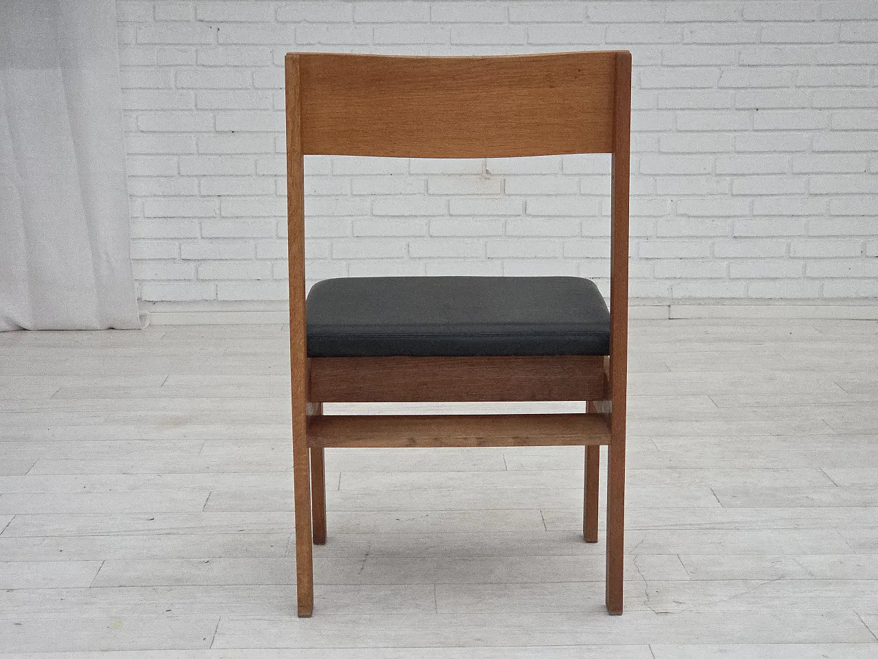 3 sedie da chiesa danesi di Børge Mogensen, anni '70 17