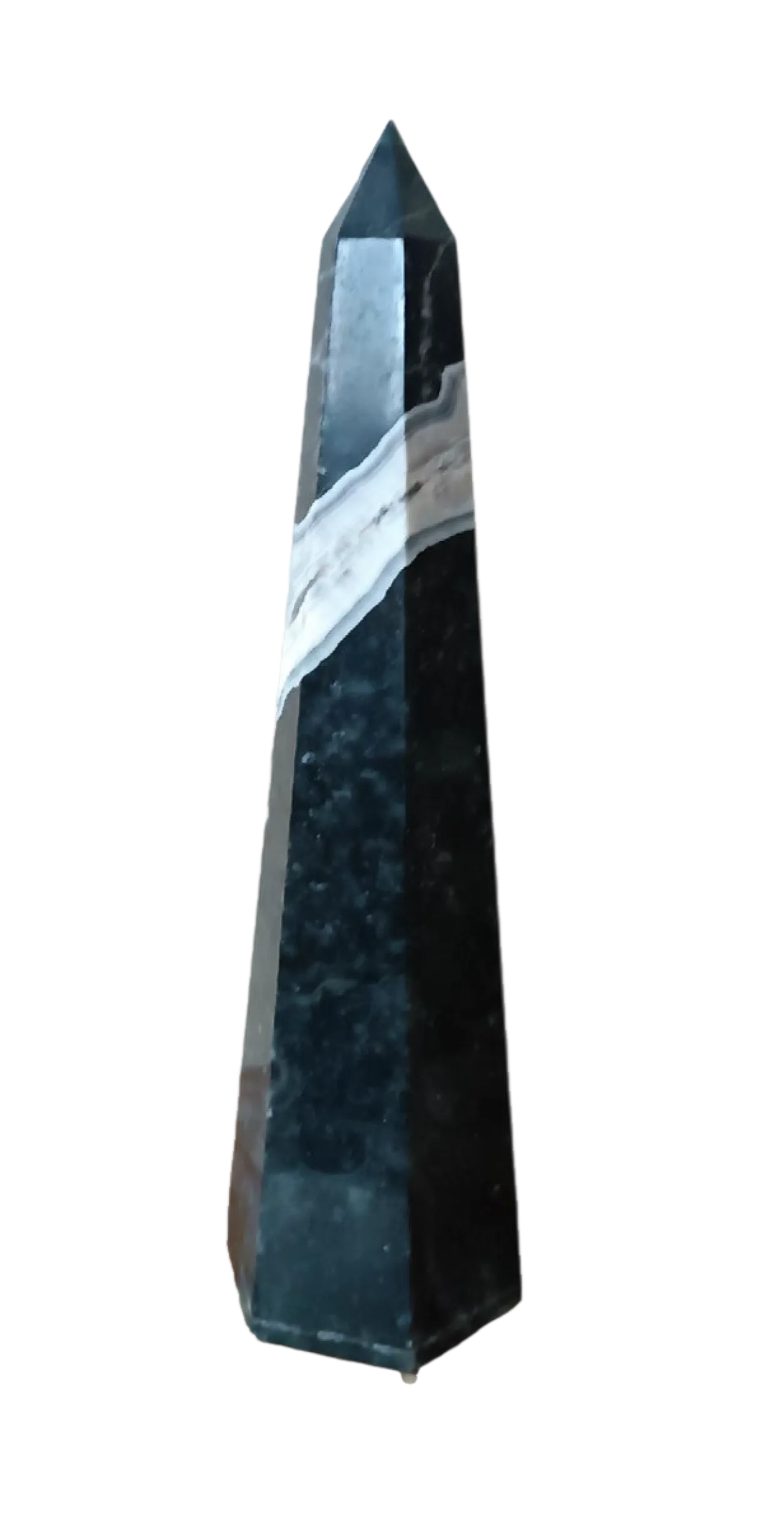 Obelisco in marmo nero serpentino, metà '900 8