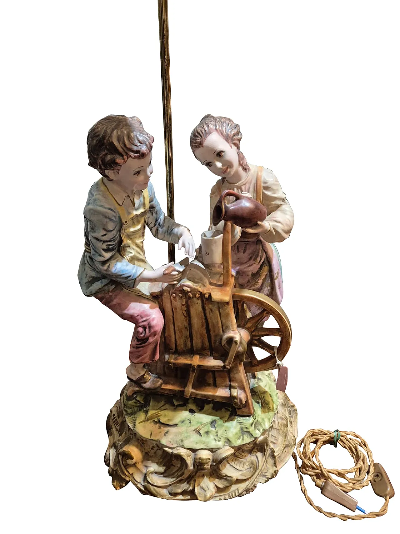 Lampada in porcellana di Capodimonte con scena pastorale, anni '70 14