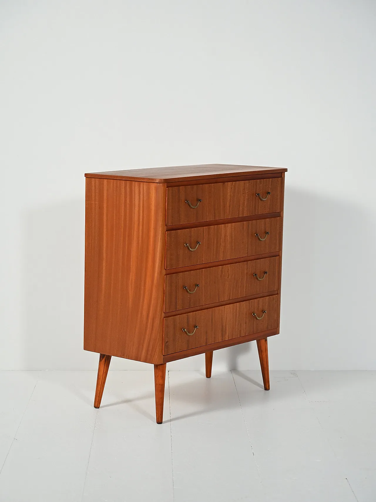 Cassettiera scandinava in mogano anni ’50 3