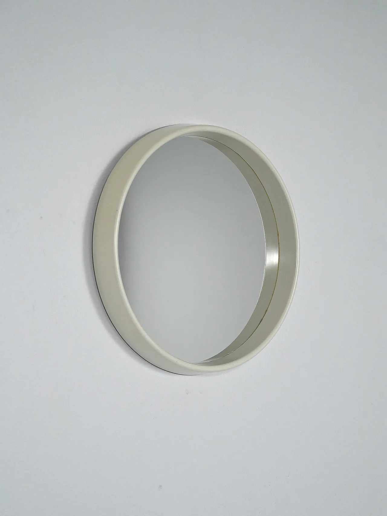 Specchio scandinavo rotondo anni ’60 1