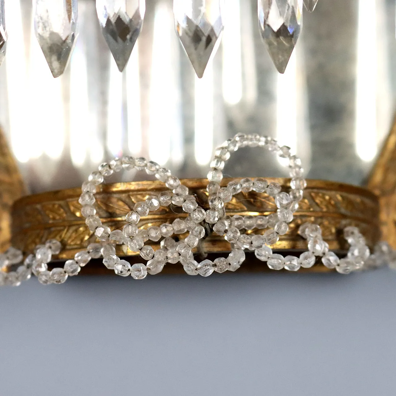 Coppia di applique in bronzo dorato con motivi neoclassici, '800 8