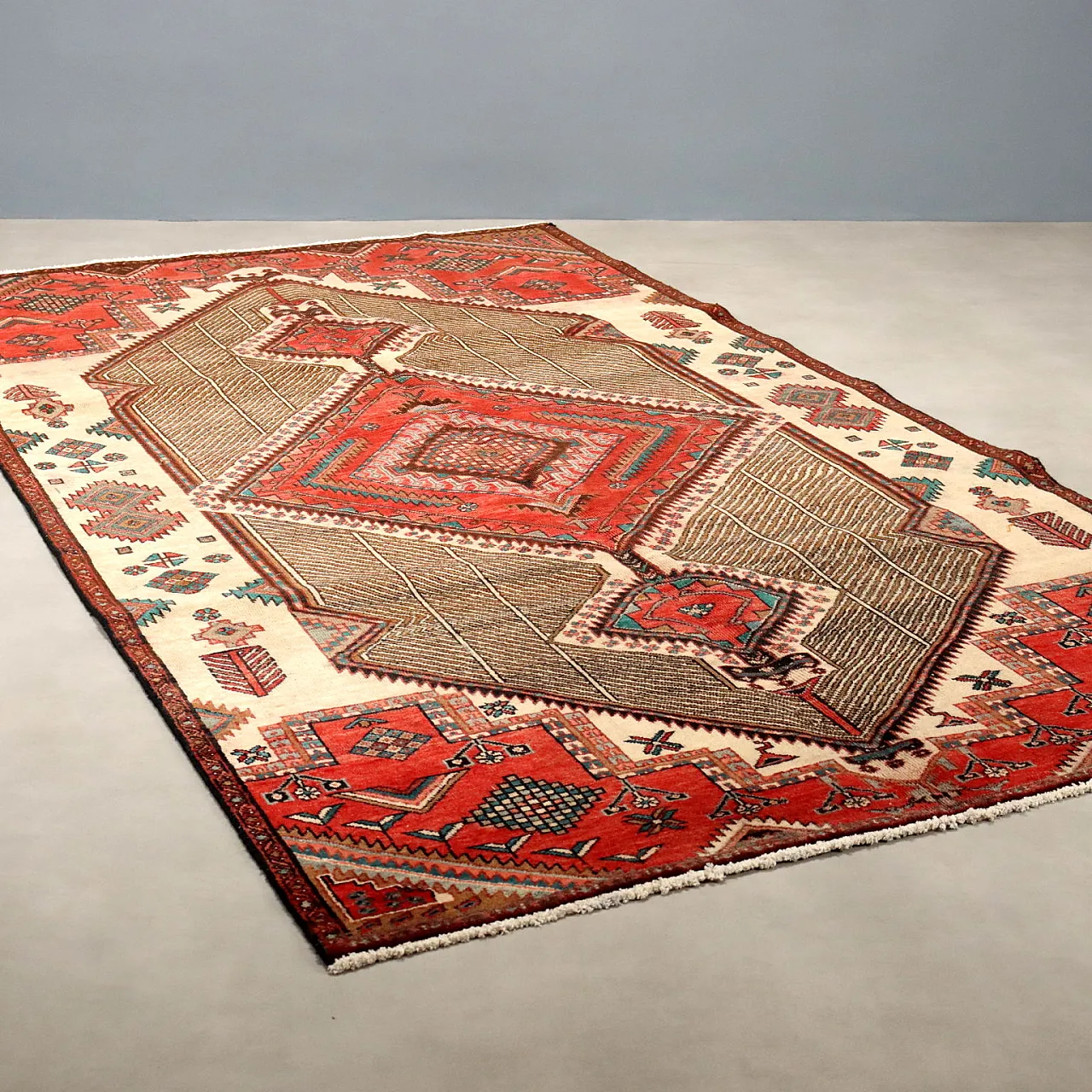 Afshari cotton and wool rug, handcrafted, big knot, 20th century 1