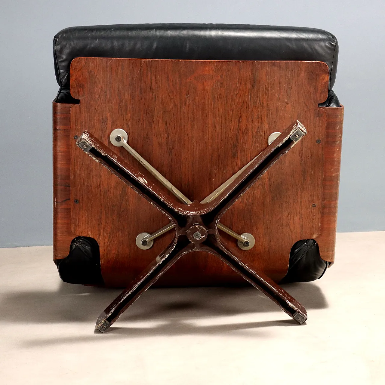 Exotic wood and black leather armchair, metal legs, 20th century 10