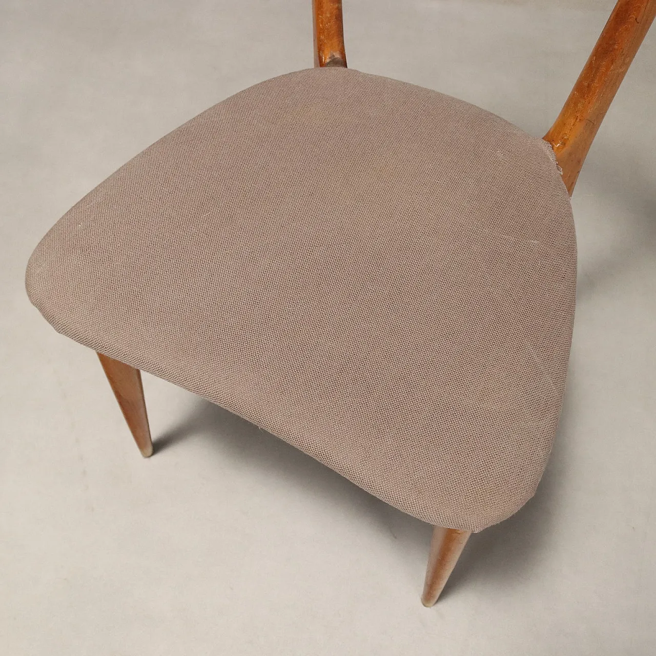 Pair of Parisi-style chairs in beech wood, 20th century 5