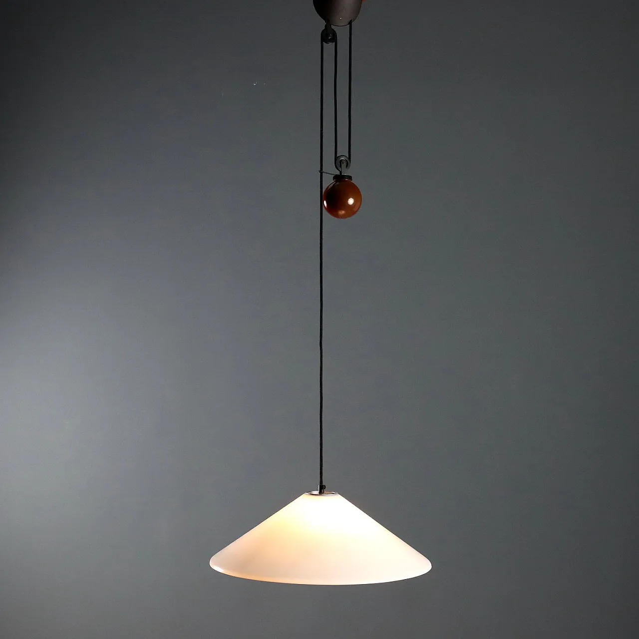 White methacrylate lamp, 20th century 4