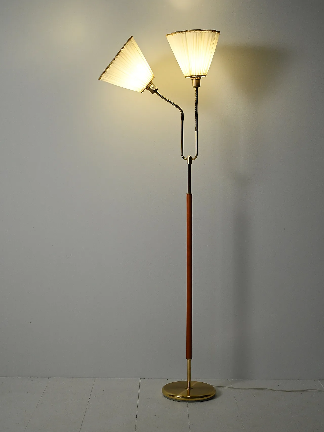 Floor lamp "288" Armathuranverk 5