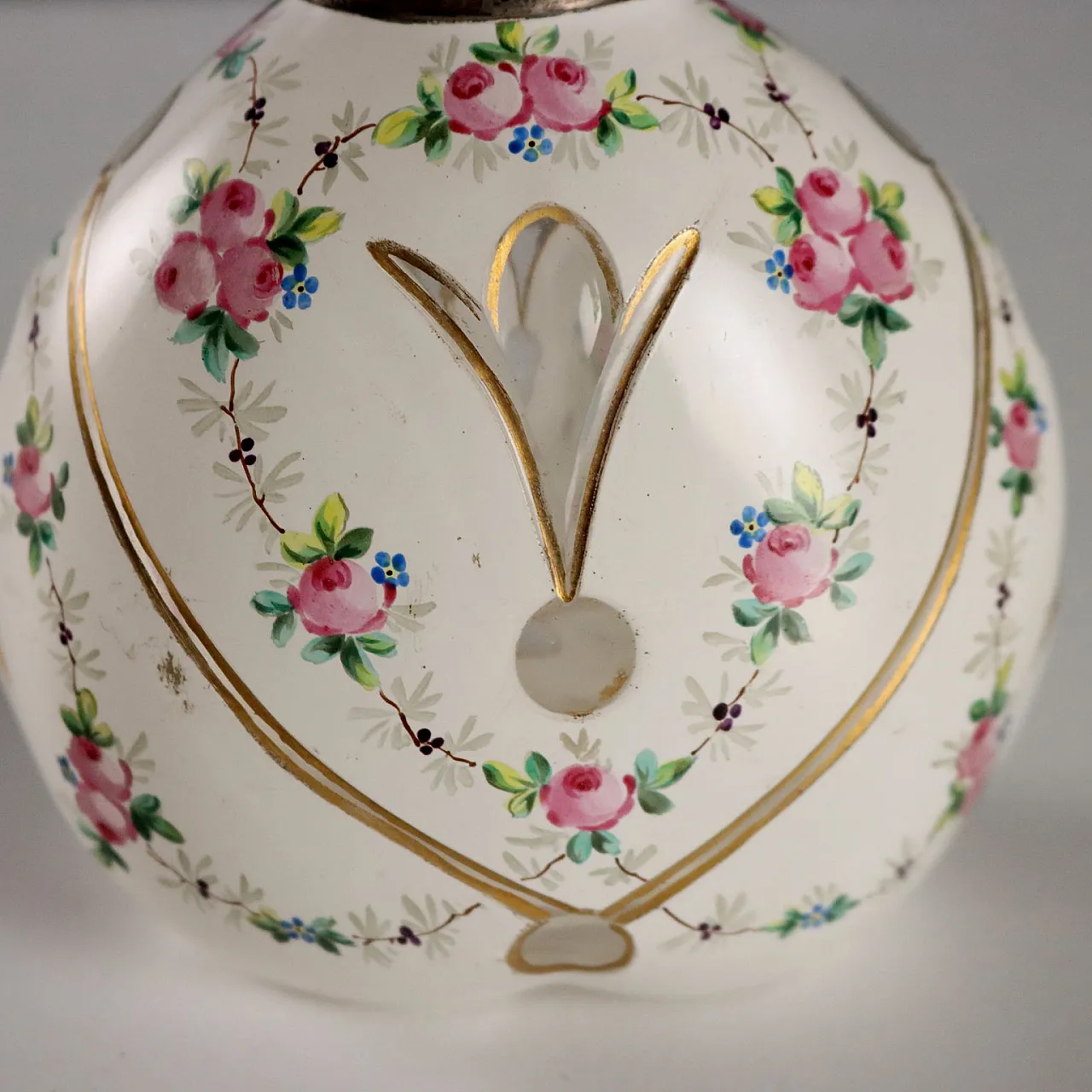 Bottiglia di profumo in vetro molato, '900 5