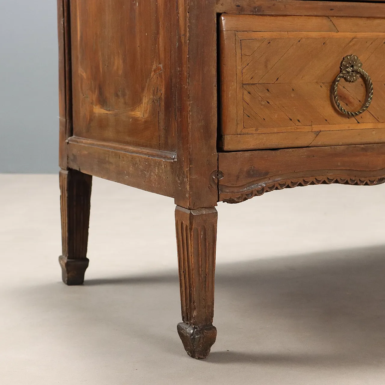 Cassettone neoclassico veneziano in acero, fine '700 8