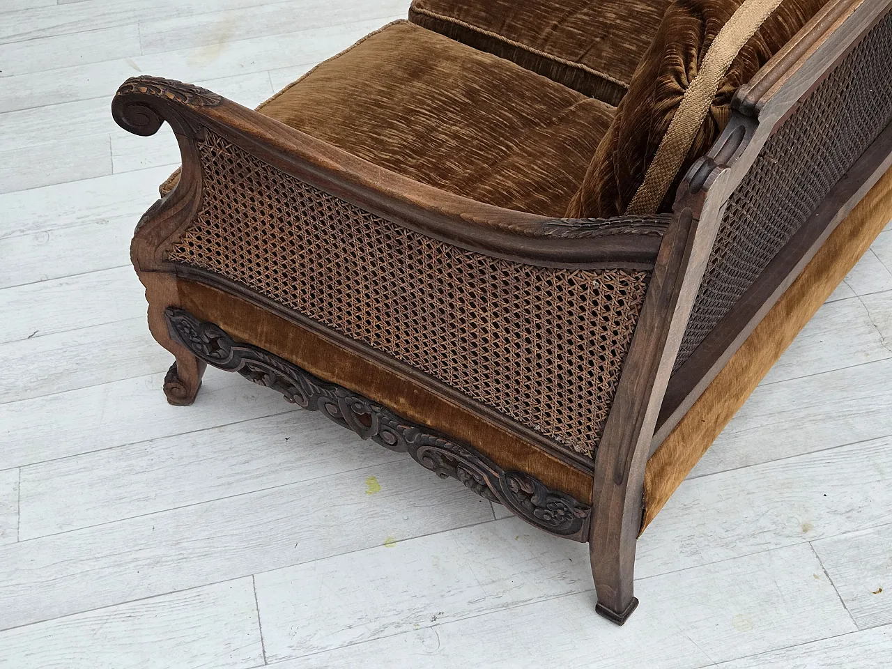 Divano danese a 3 posti in velluto e quercia, anni '40 11