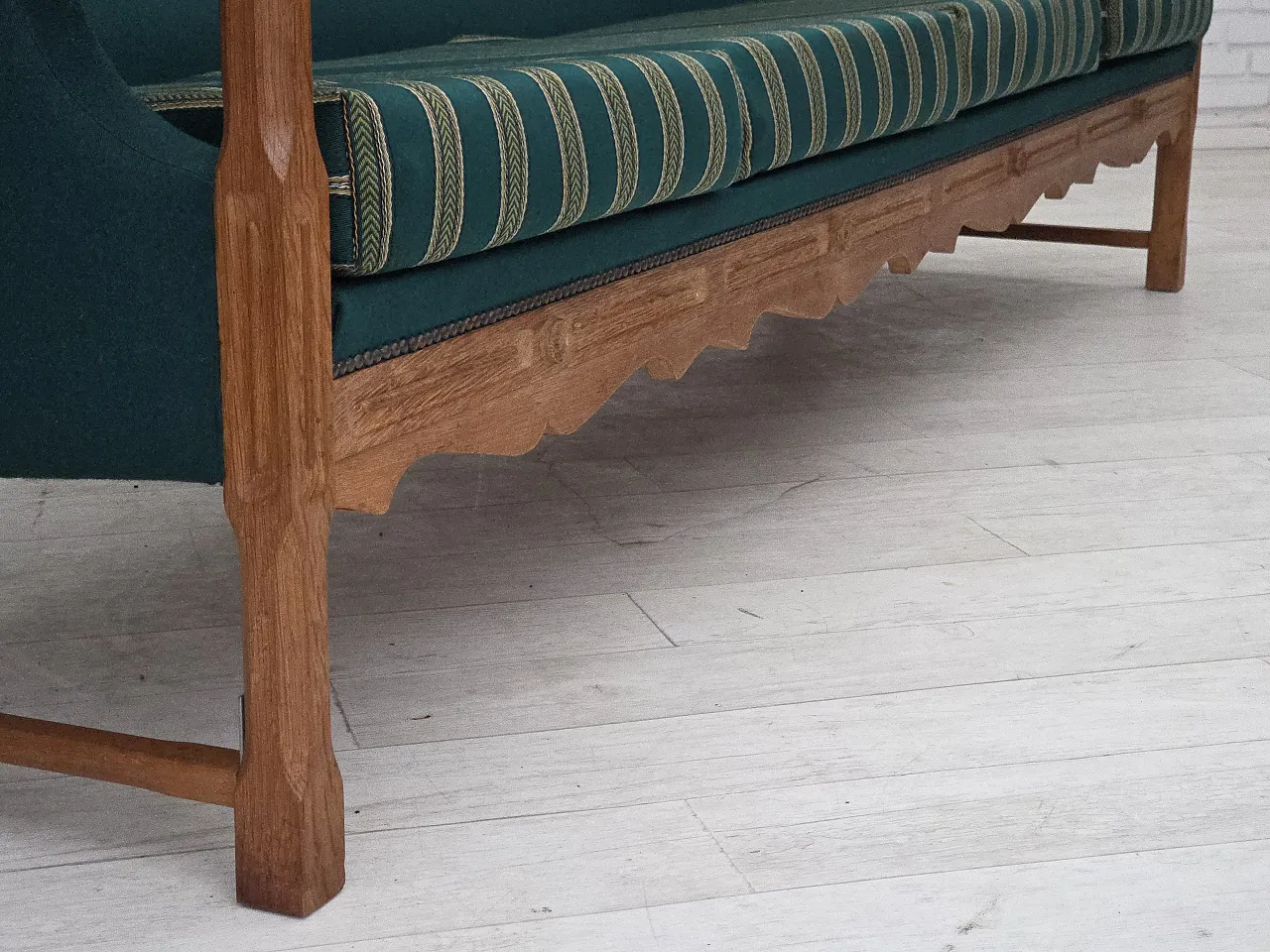 Divano danese a 4 posti in lana e rovere massiccio, anni '70 17