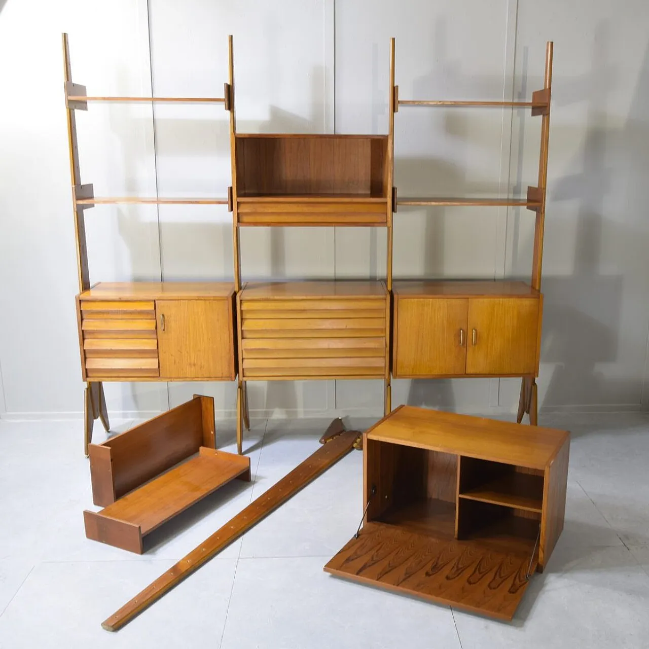 Teak bookcase, 1960s 4