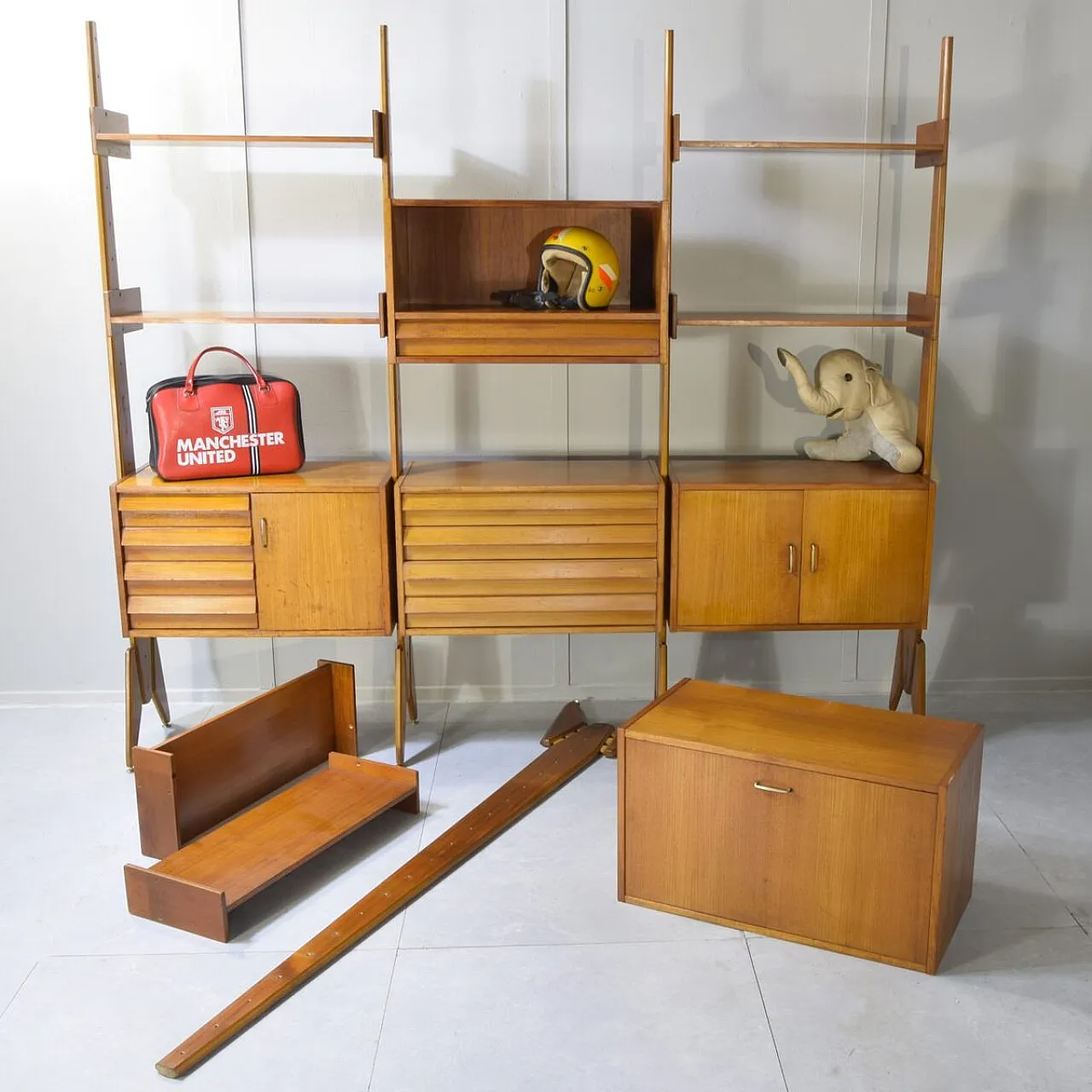 Teak bookcase, 1960s 6