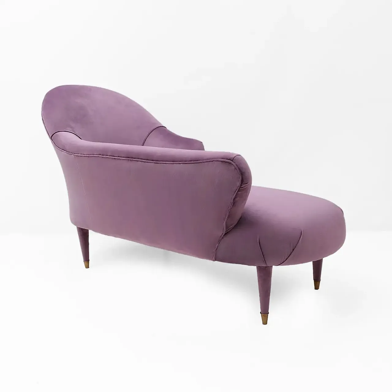 Mid-Century dormeuse in mauve velvet with brass feet, 1950s 6