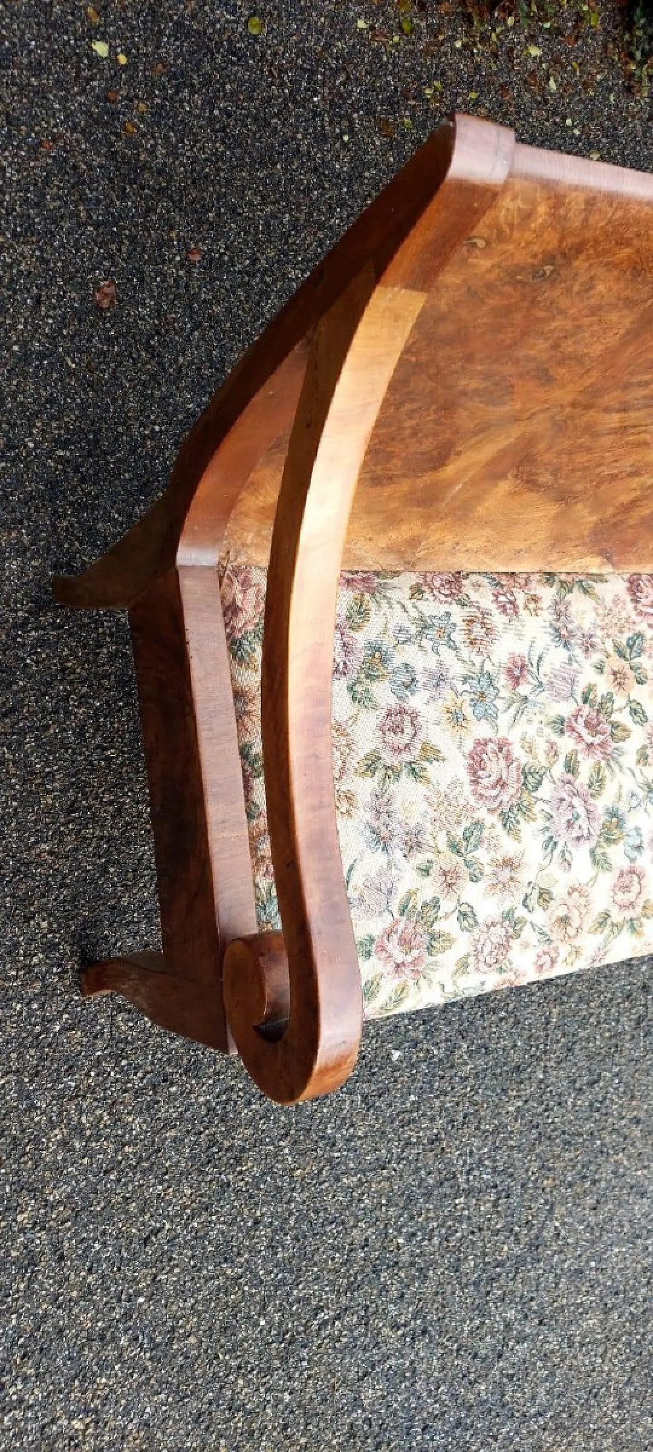 Carlo X solid walnut sofa, 19th century 7